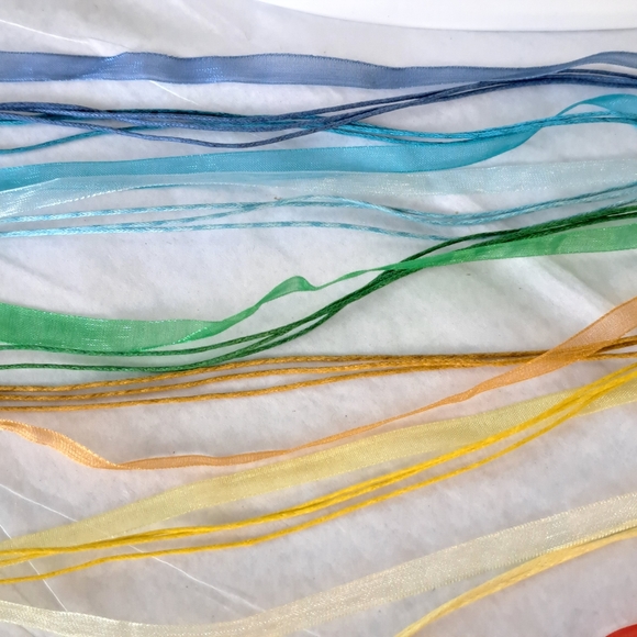 White Howlite Heart Pendant - Picture 5 of 8